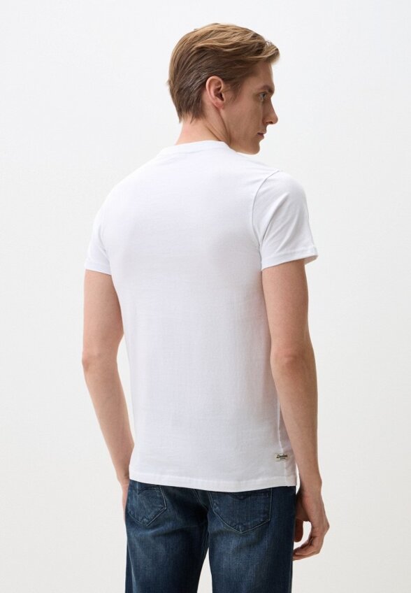 Футболка Deeluxe