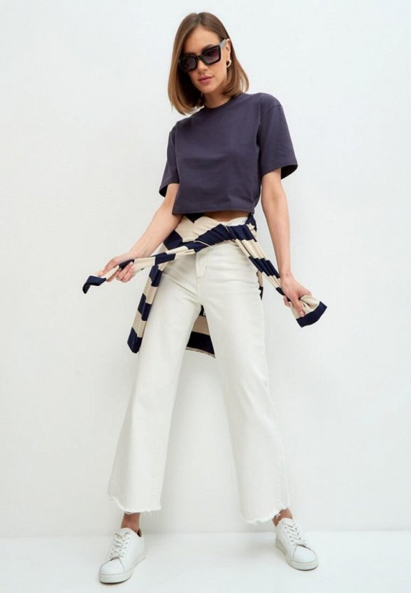 Футболка To Molly from James