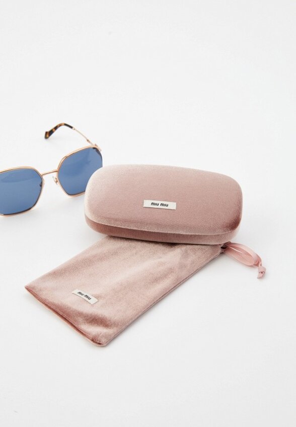 Очки солнцезащитные и цепочка Miu Miu