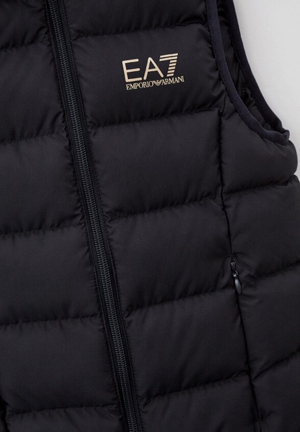 Жилет утепленный EA7