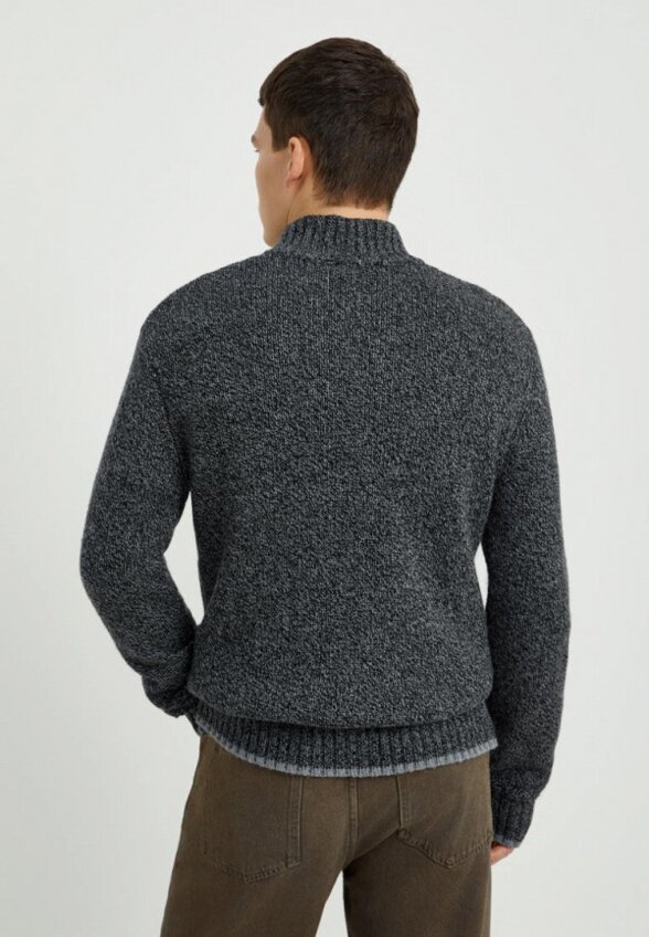 Джемпер Finn Flare