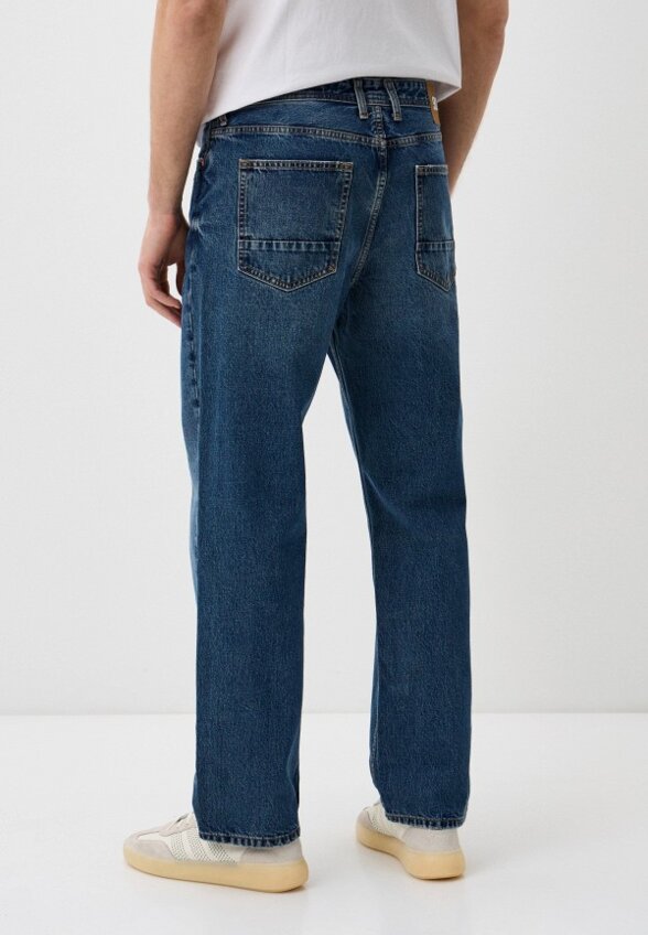 Джинсы Colin's