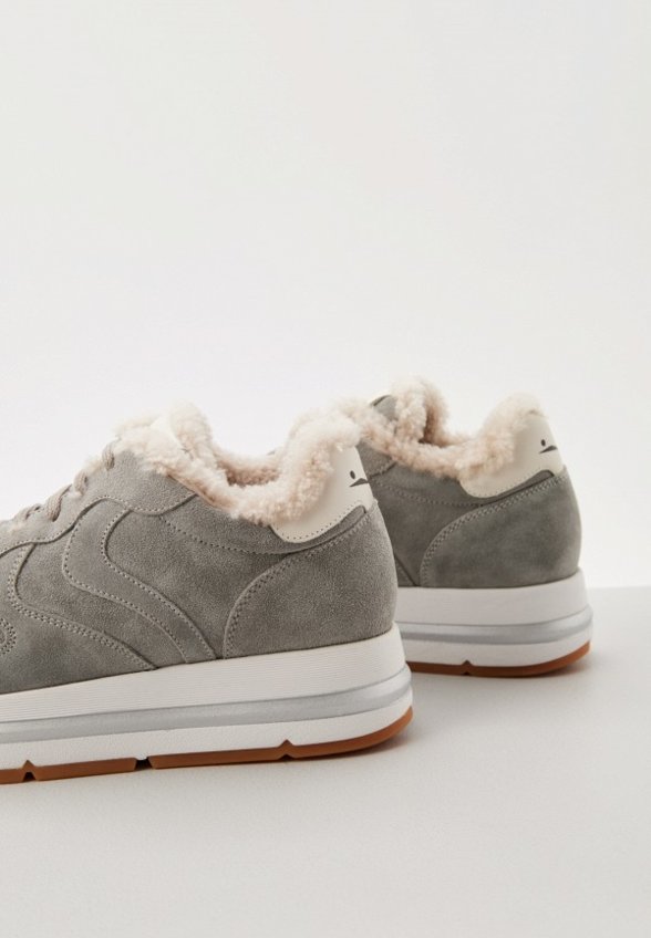 Кроссовки Voile Blanche