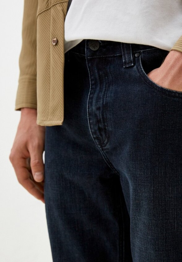 Джинсы Mossmore