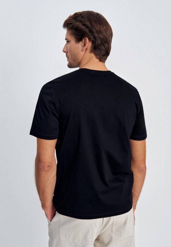 Футболка Finn Flare