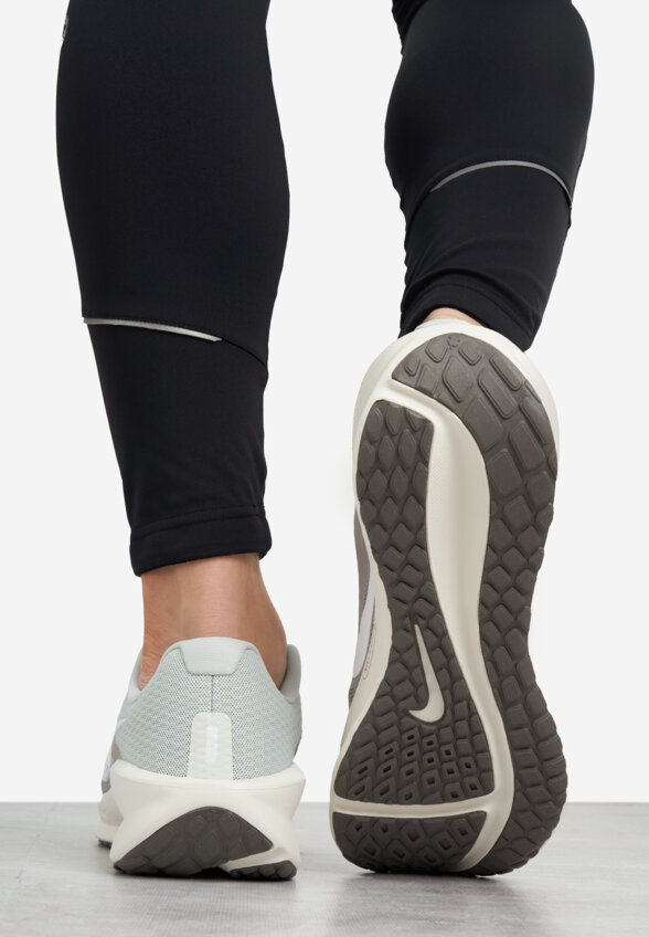 Кроссовки мужские Nike Downshifter 13, Серый