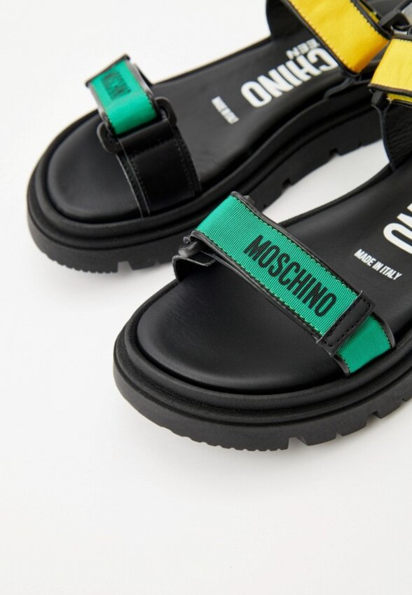 Сандалии Moschino