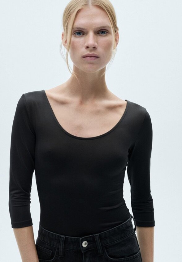 Лонгслив Mango