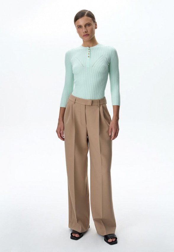 Джемпер Brusnika