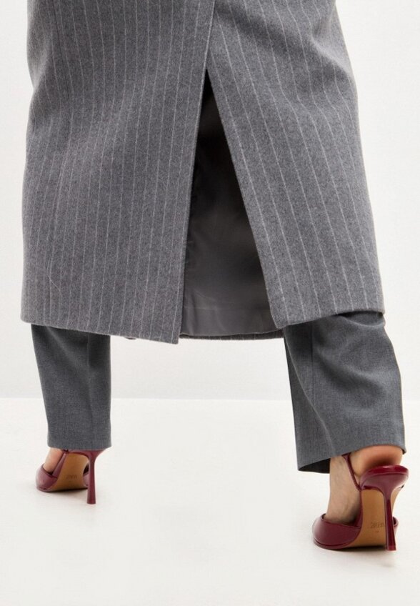 Пальто двубортное Noele Boutique