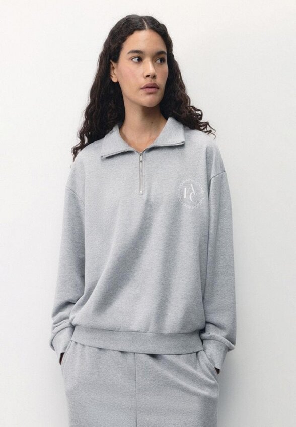 Олимпийка Befree