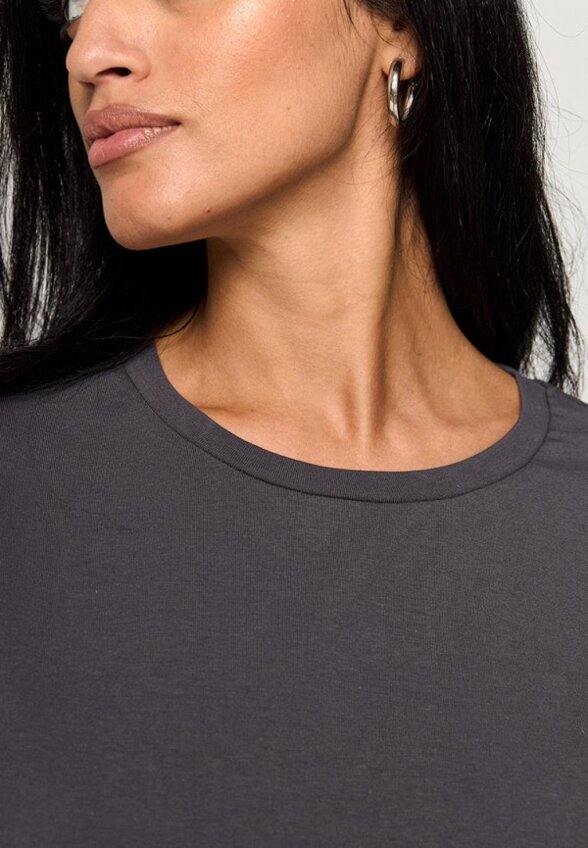 Футболка Darsi.studio