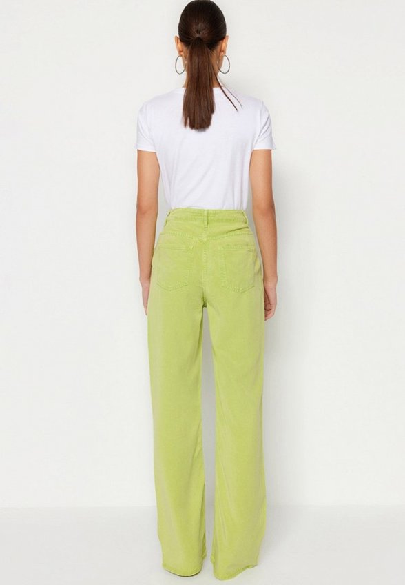 Джинсы Trendyol