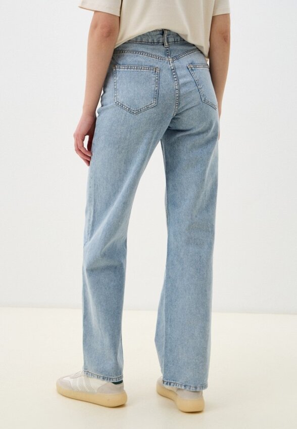 Джинсы Terranova