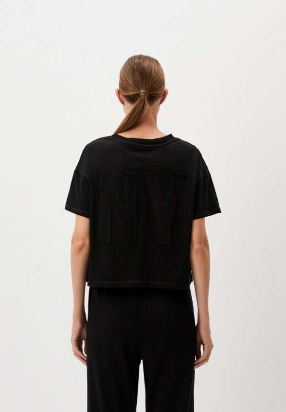 Футболка DKNY