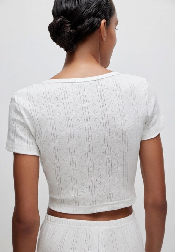 Футболка belle you