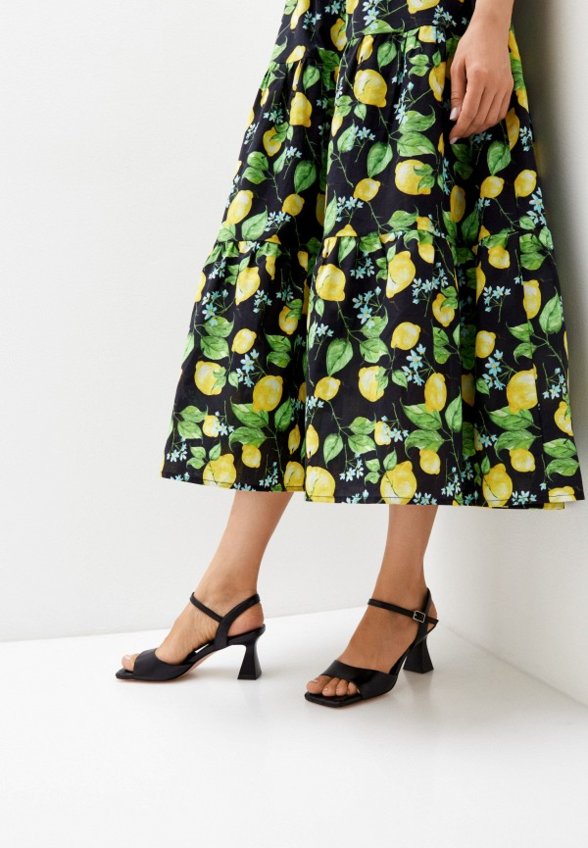 Босоножки Abricot