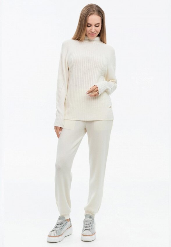 Свитер Ареола