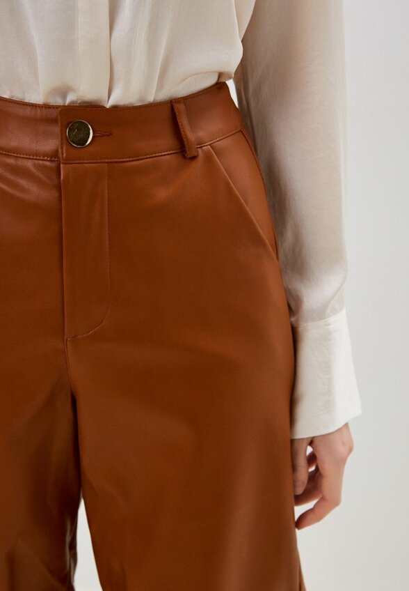 Шорты кожаные By Swan