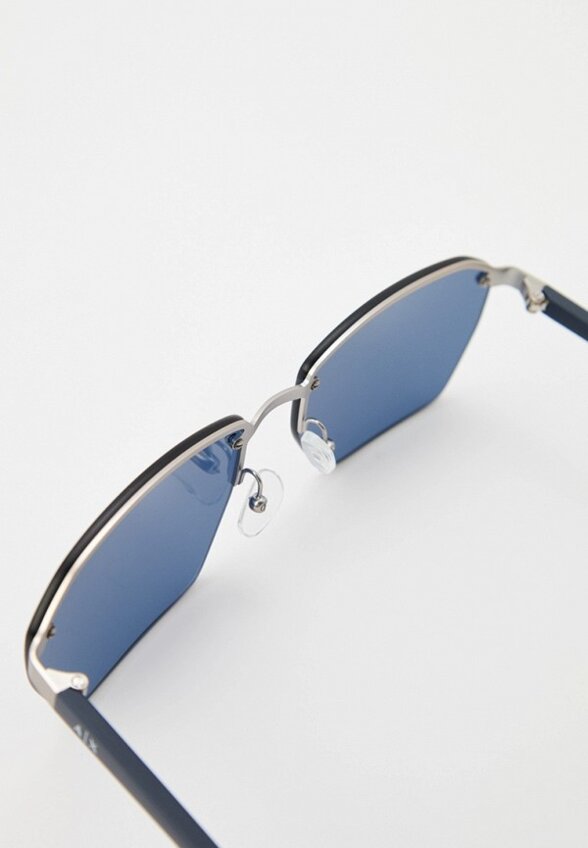 Очки солнцезащитные Armani Exchange