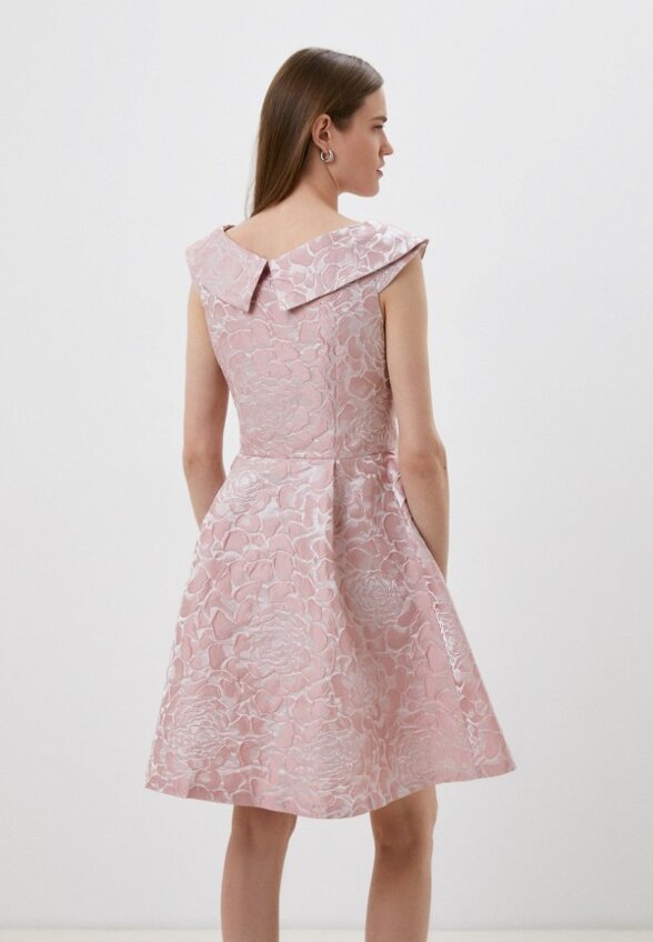 Платье MadaM T