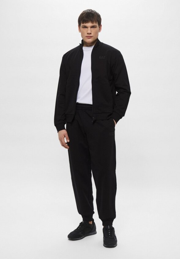 Костюм спортивный EA7