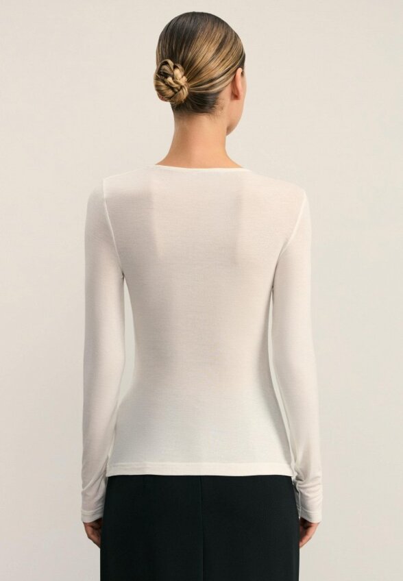 Лонгслив Zarina