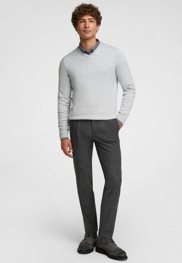 Пуловер Henderson