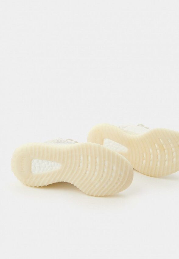 Кроссовки adidas YEEZY