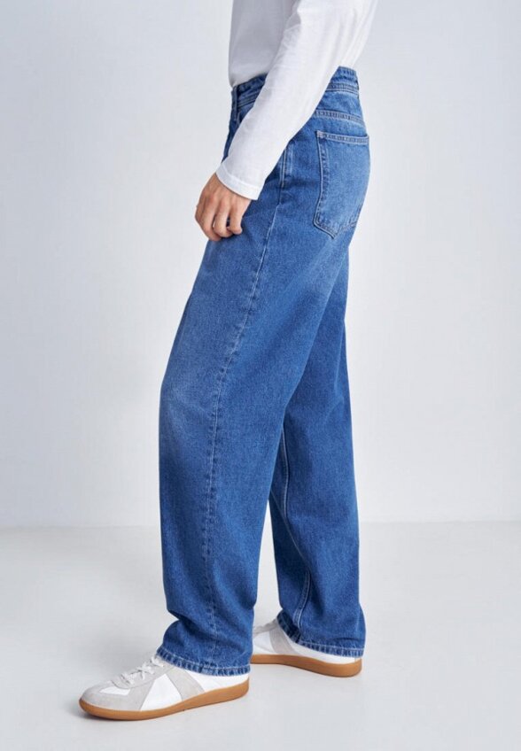 Джинсы Finn Flare