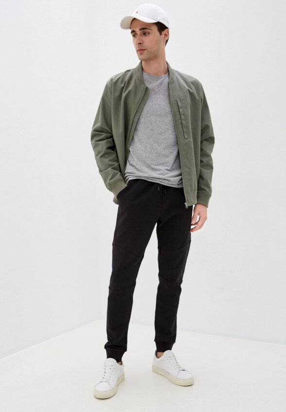 Брюки спортивные Lacoste