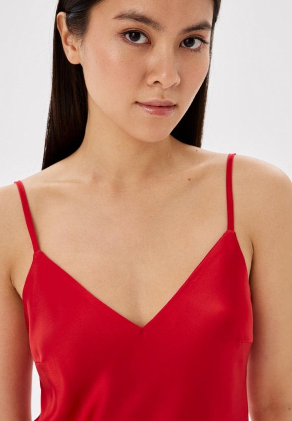 Топ Gabriel and Ester London