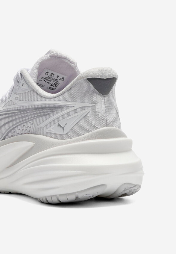 Кроссовки женские PUMA Magmax Nitro 2, Белый