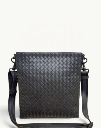 Bottega Veneta Leather Bag женщинам