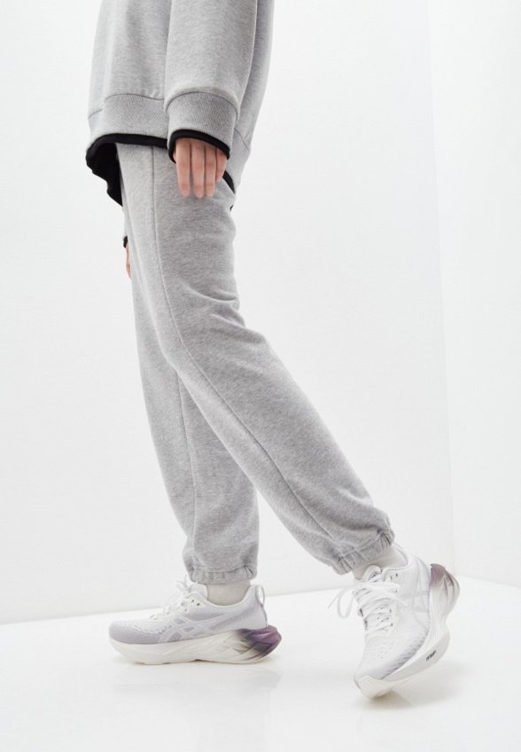 Кроссовки ASICS