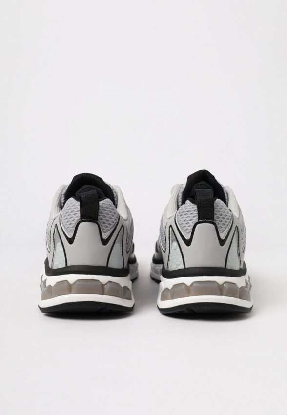 Кроссовки Baasploa