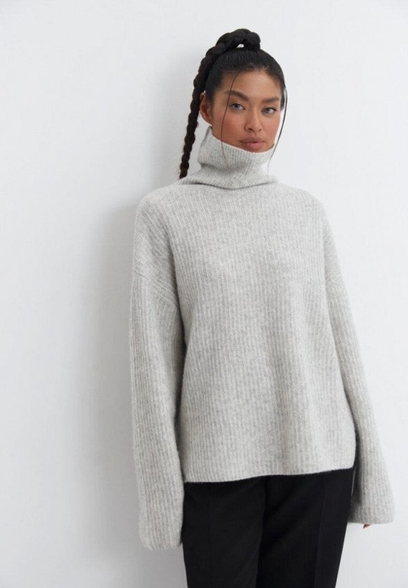 Свитер Miederes