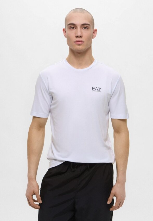 Футболка EA7