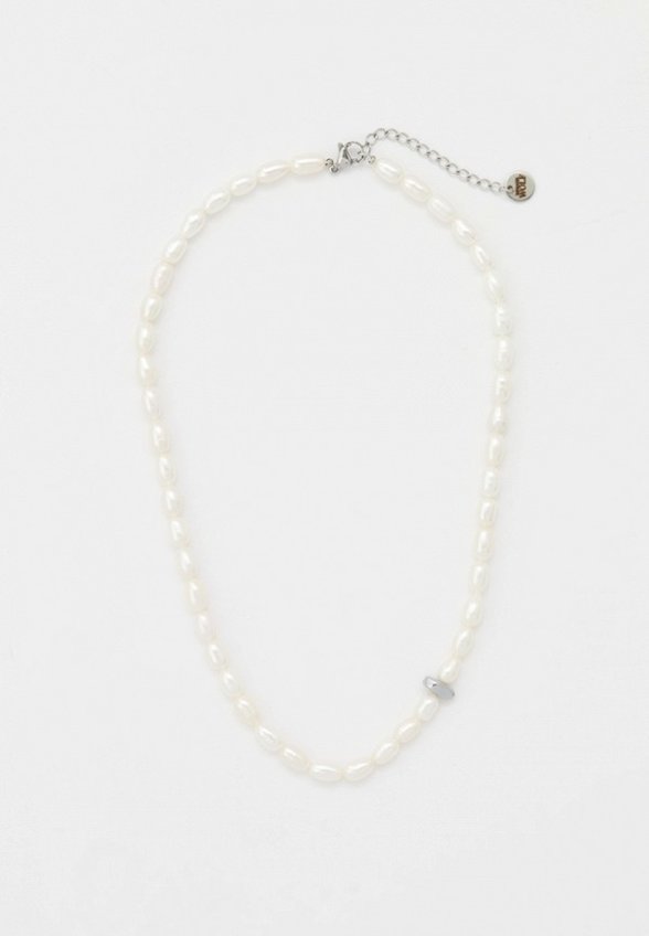 Бусы Mr&Mrs Wolf