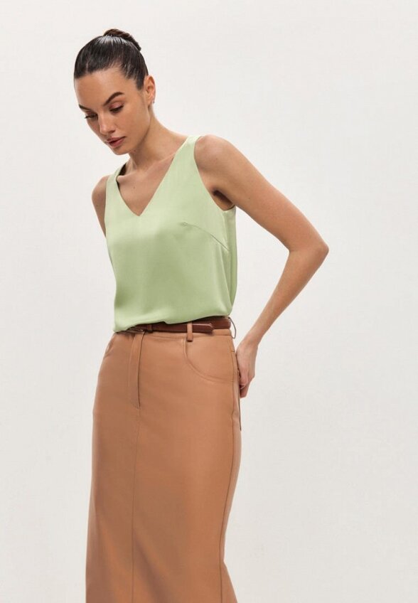 Топ Gabriel and Ester London