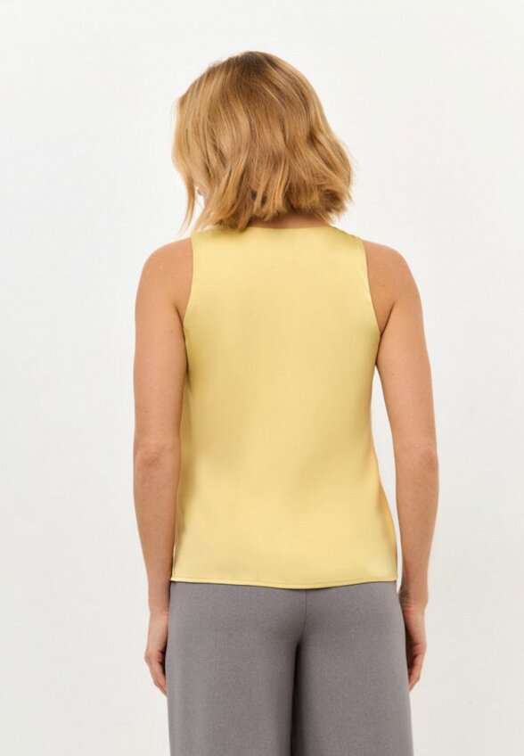 Топ Gabriel and Ester London