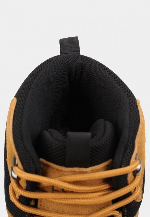 Кроссовки Escan