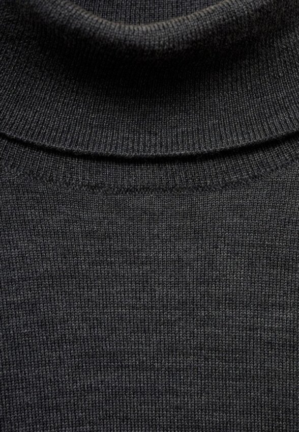 Водолазка Mango Man