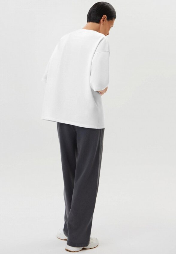 Футболка Neverlate