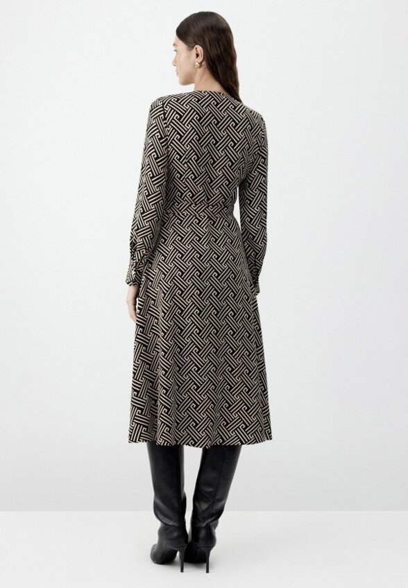 Платье Charuel