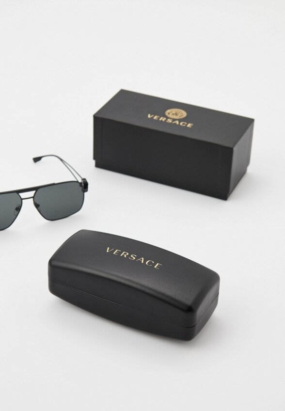 Очки солнцезащитные Versace
