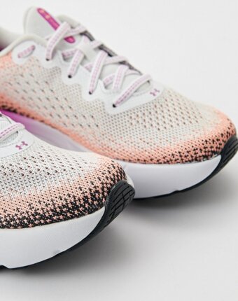 Кроссовки Under Armour женщинам