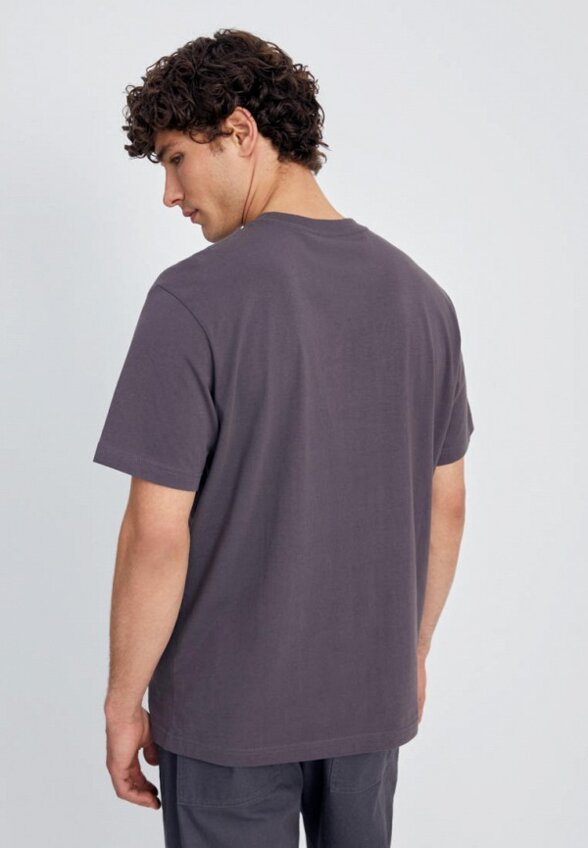 Футболка Finn Flare