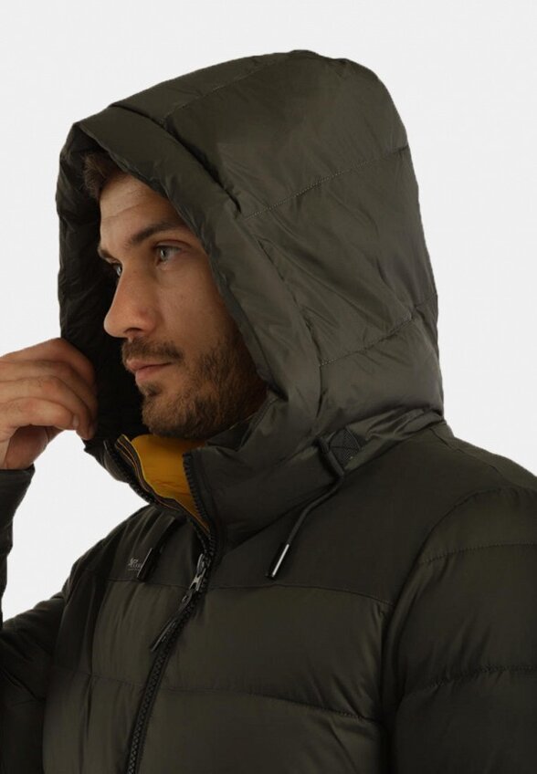 Куртка утепленная A Passion Play