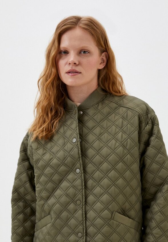 Бомбер Снежная Королева